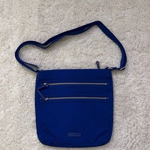 Vera Bradley Triple Zip Hipster